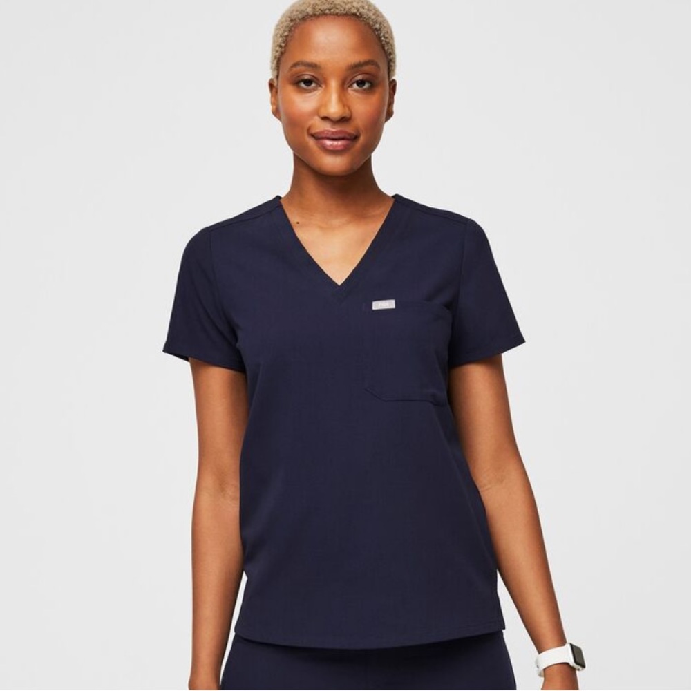 Figs Catarina™ One-Pocket Scrub Top L